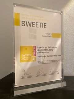 Sweetie Award 2022 für die Layenberger High Protein Cräkker als Top Snack!